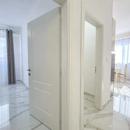 Appartement Mali 1328 *